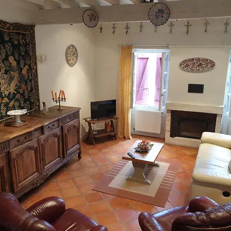 Chez Daniele - Maison Au Coeur Du Village De *